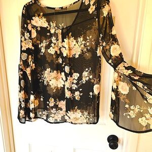 NWT Rokoko sheet black floral blouse